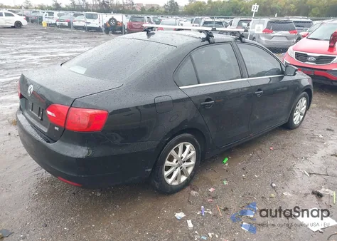 2014 Volkswagen Jetta 1.8T Se z USA, uszkodzony, nr VIN 3VWD07AJ2EM411273